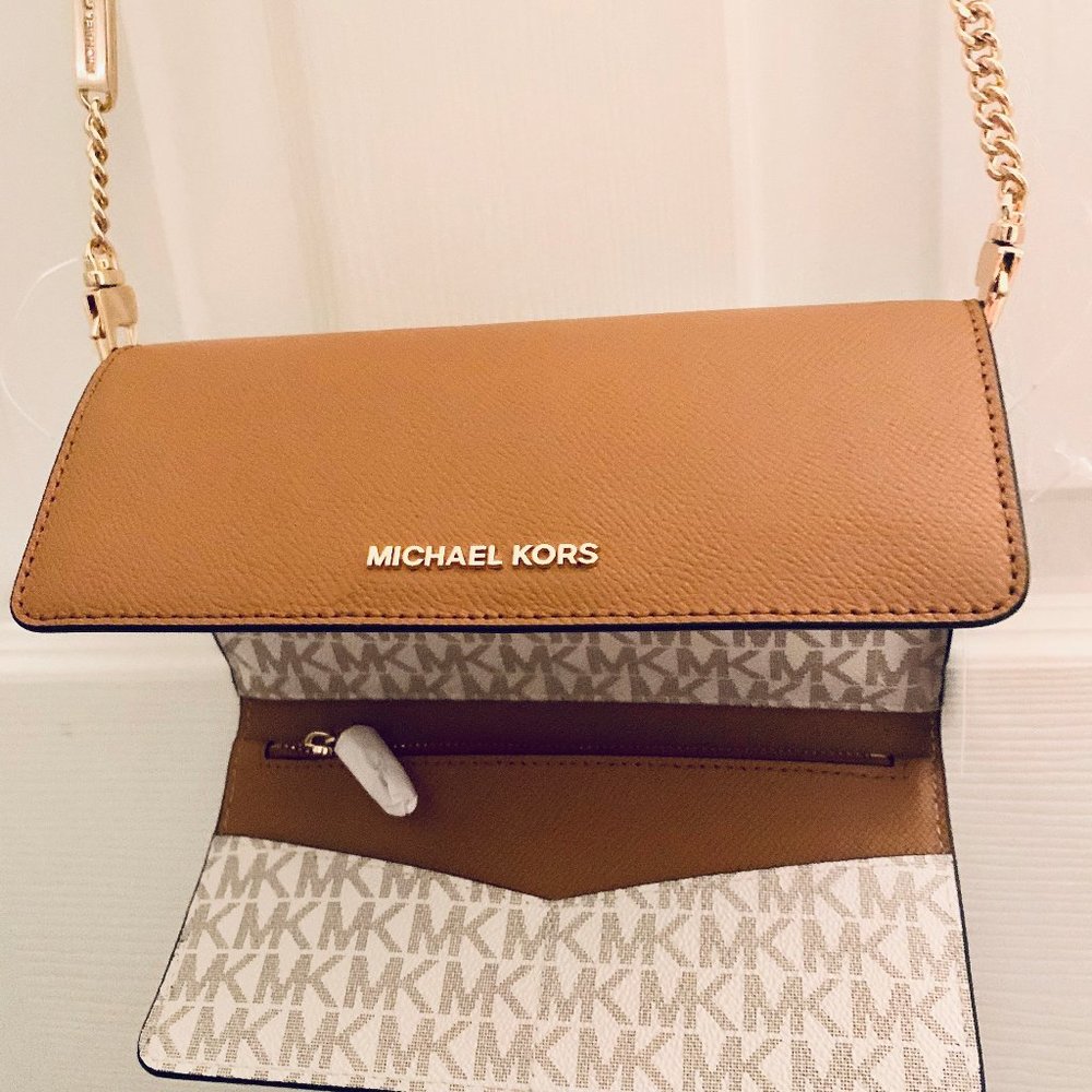 NWT Michael Kors Crossbody w/ top-zip coin purse